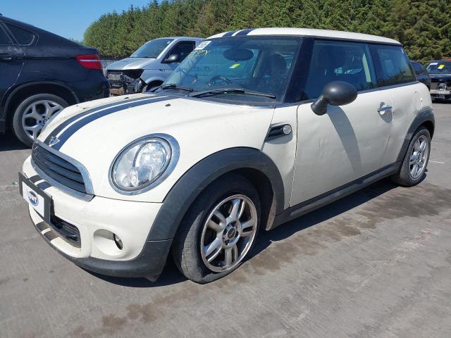 MINI ONE 2013