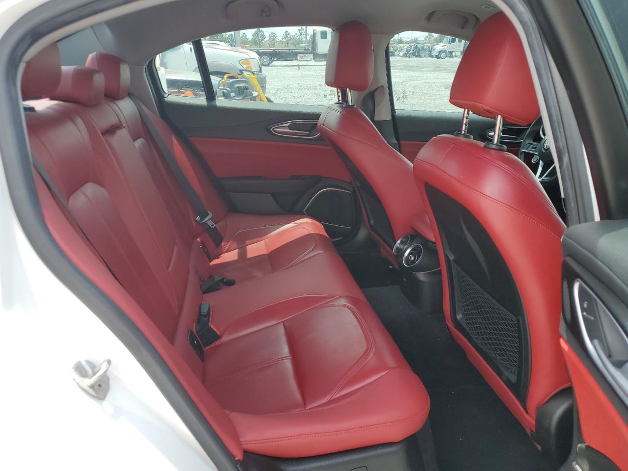 2018 Alfa Romeo Giulia VIN: ZARFAEBN9J7581381 Lot: 55463815