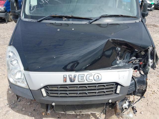 2013 IVEC DAILY 35S1
