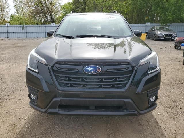  SUBARU FORESTER 2024 Черный