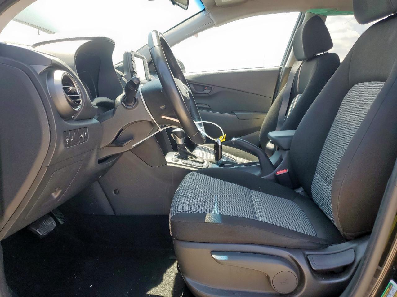 2021 Hyundai Kona Sel VIN: KM8K22AA4MU737489 Lot: 58966225