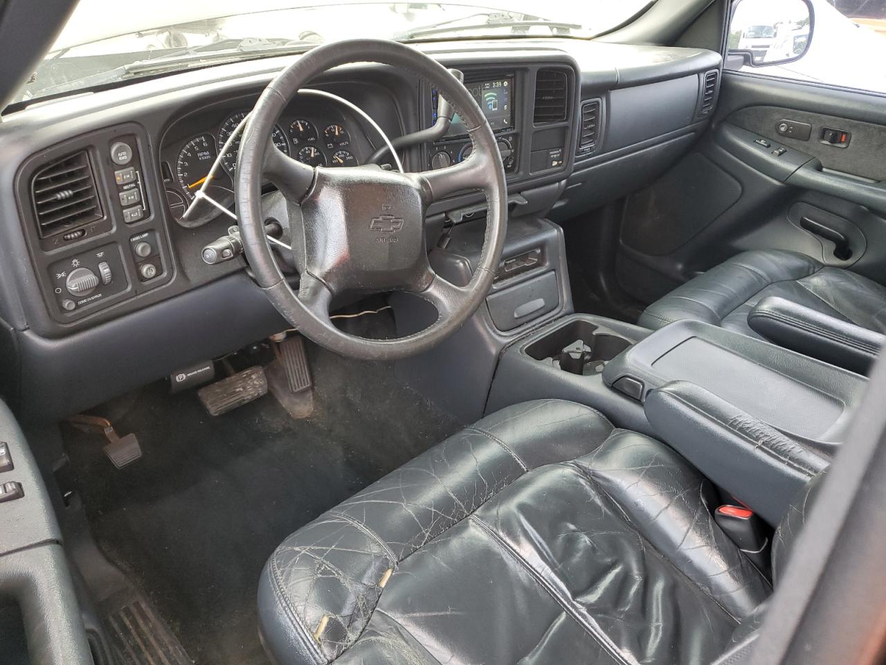 2000 Chevrolet Silverado K1500 VIN: 2GCEK19T4Y1402932 Lot: 58575645