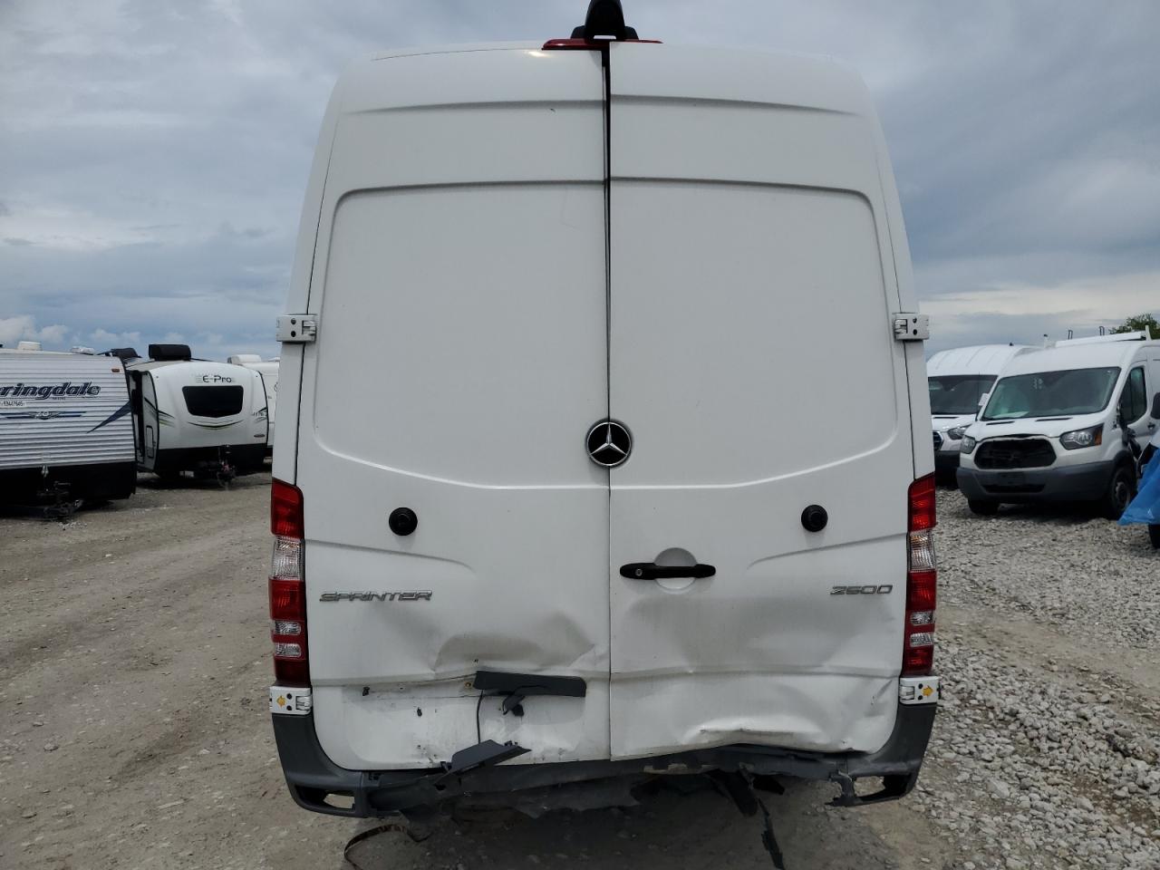 2018 Mercedes-Benz Sprinter 2500 VIN: WD3PE8CD9JP601035 Lot: 56534565