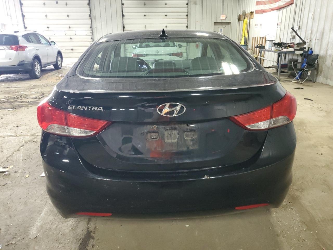 Hyundai Elantra gl 2013