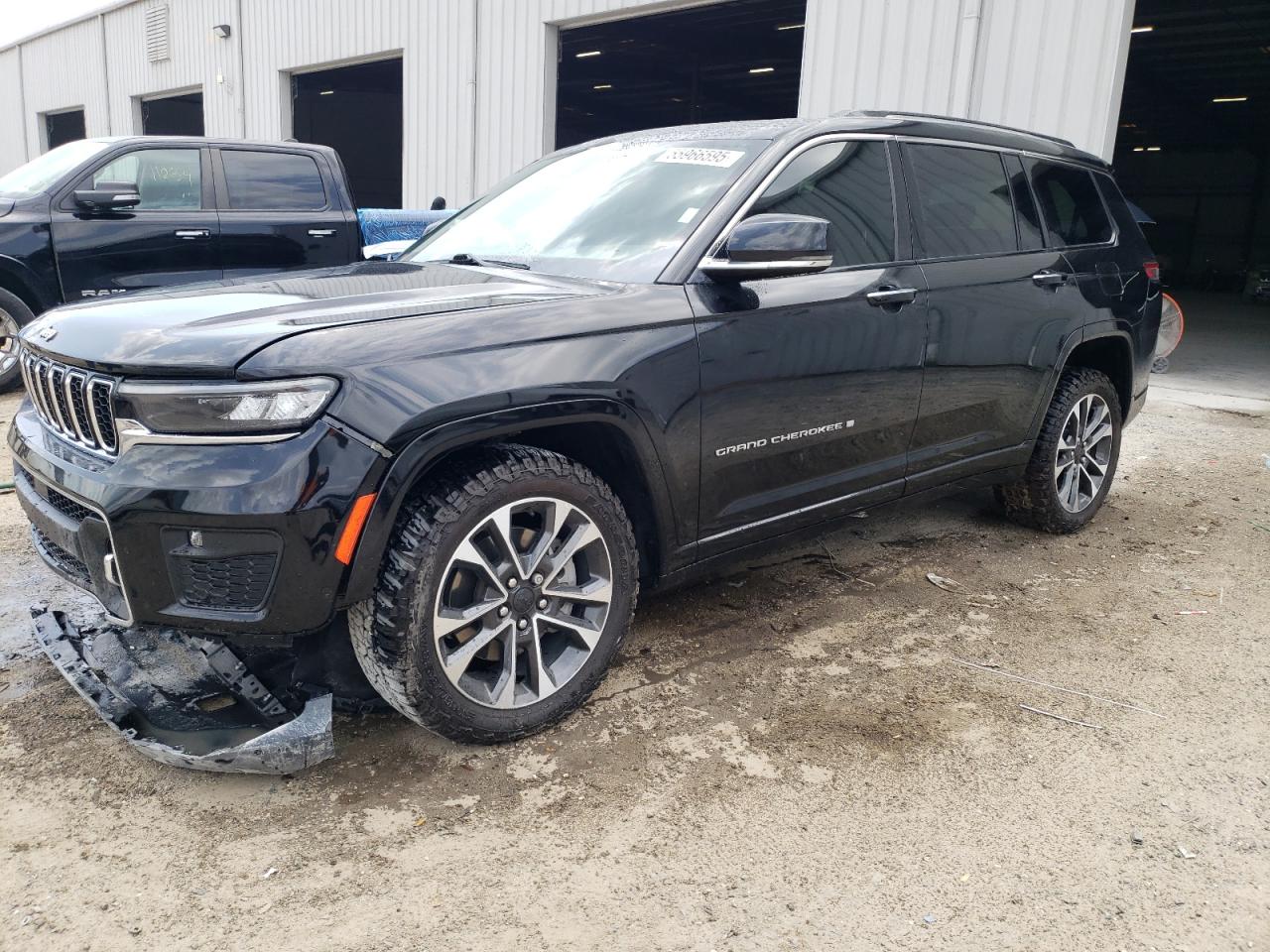 2021 Jeep Grand Cherokee L Overland for Sale in Jacksonville, FL - Front End