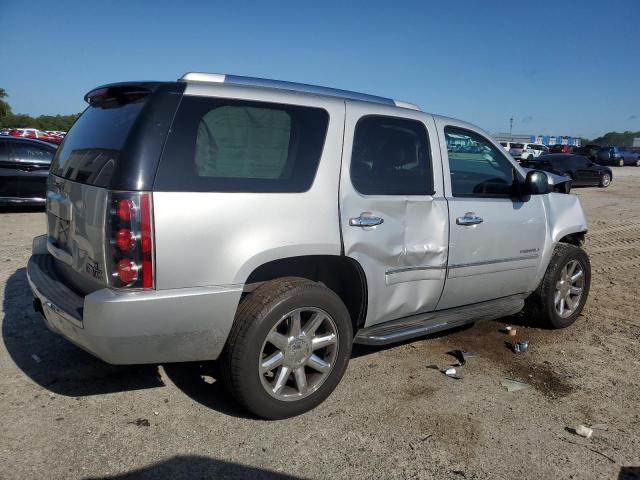  GMC YUKON 2013 Серебристый