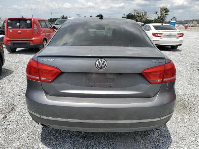 Sedans VOLKSWAGEN PASSAT 2013 Szary