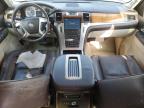 2010 Cadillac Escalade Platinum for Sale in Elgin, IL - Front End