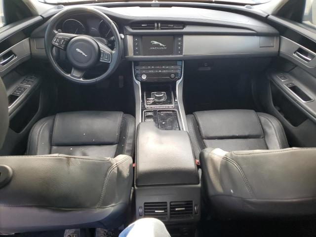 Седаны JAGUAR XF 2017 Серый