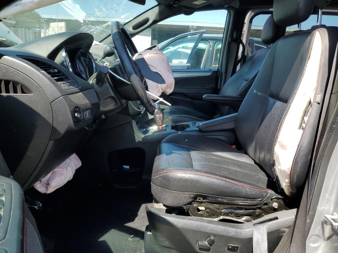 2018 Dodge Grand Caravan Gt VIN: 2C4RDGEG2JR335844 Lot: 56764915