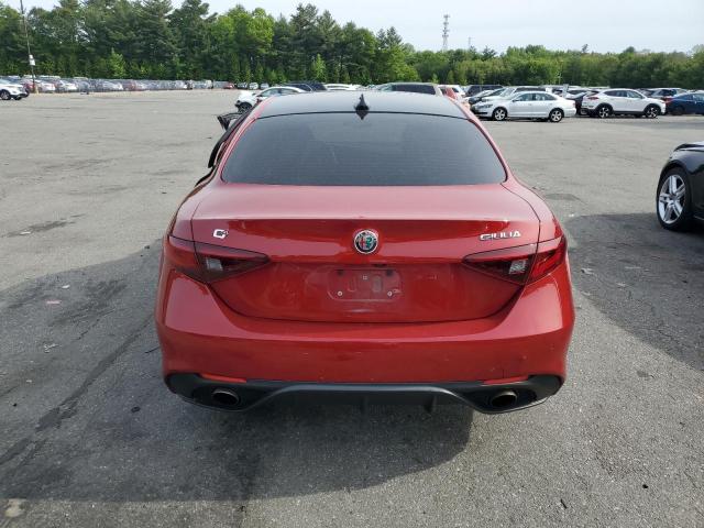  ALFA ROMEO GIULIA 2018 Красный