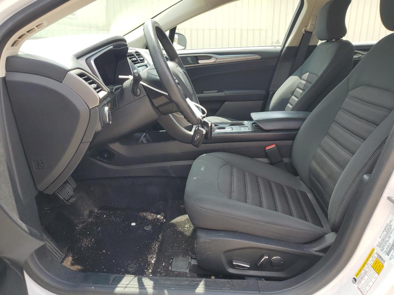 2019 Ford Fusion Se VIN: 3FA6P0LU7KR184057 Lot: 54042915