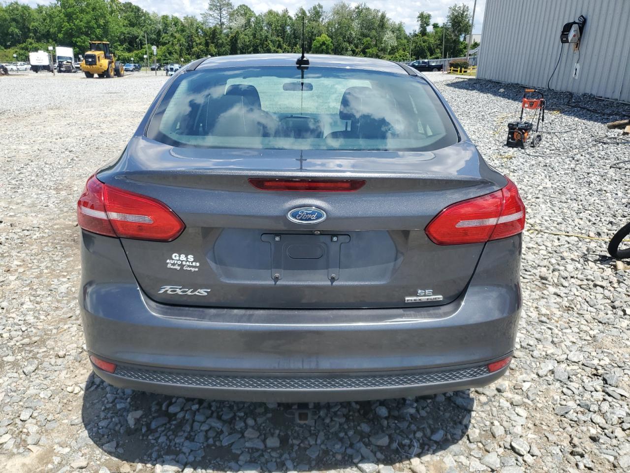 2016 Ford Focus Se VIN: 1FADP3F29GL233719 Lot: 56857705