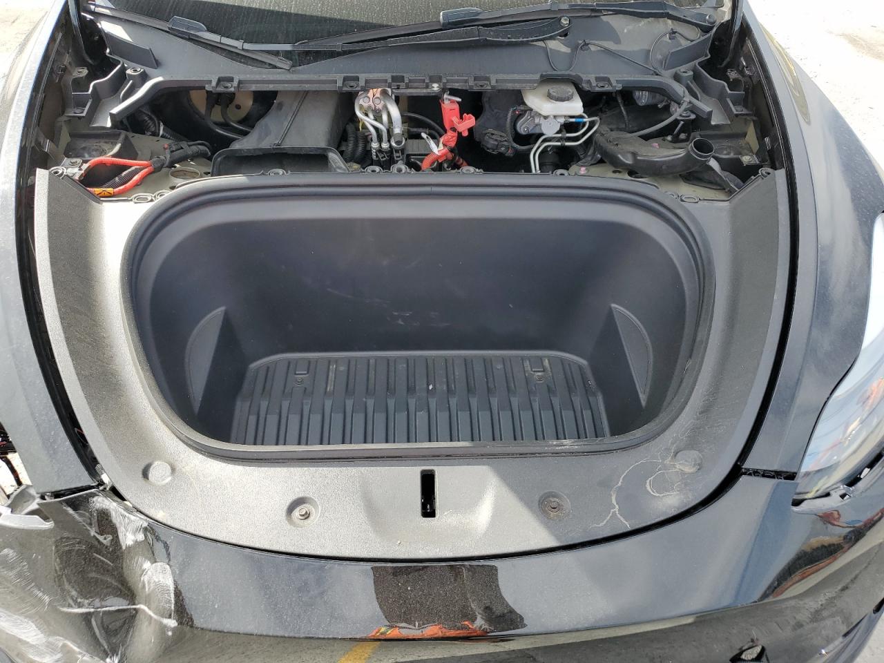 2023 Tesla Model Y VIN: 7SAYGAEE2PF825495 Lot: 57495415