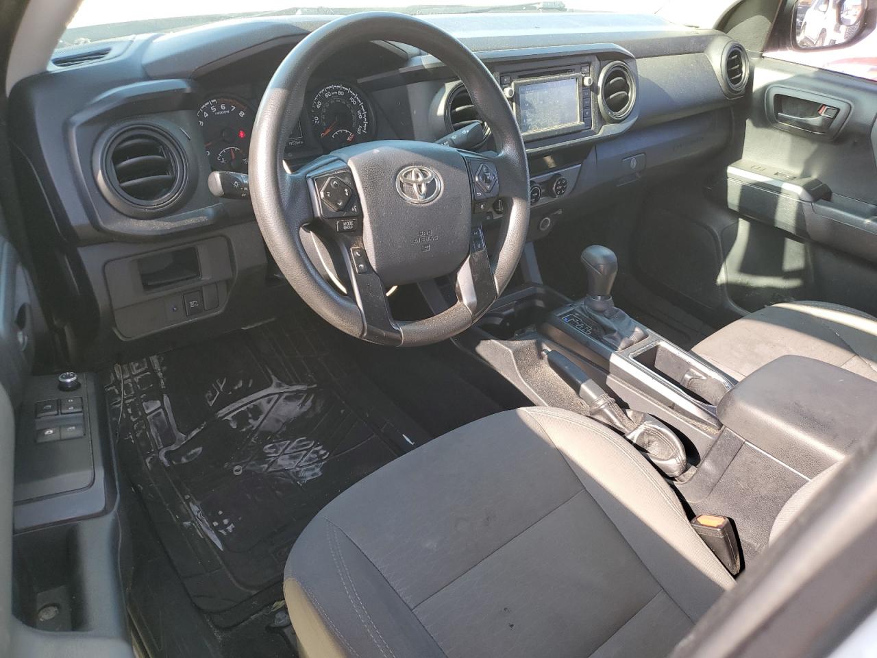 2018 Toyota Tacoma Access Cab VIN: 5TFSX5EN8JX060137 Lot: 57262565