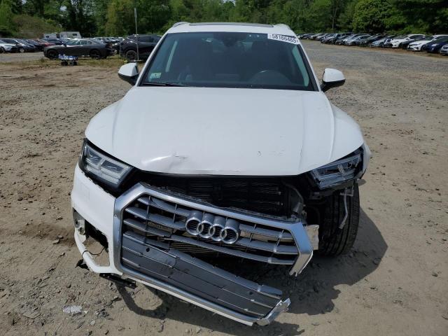  AUDI Q5 2018 Белы