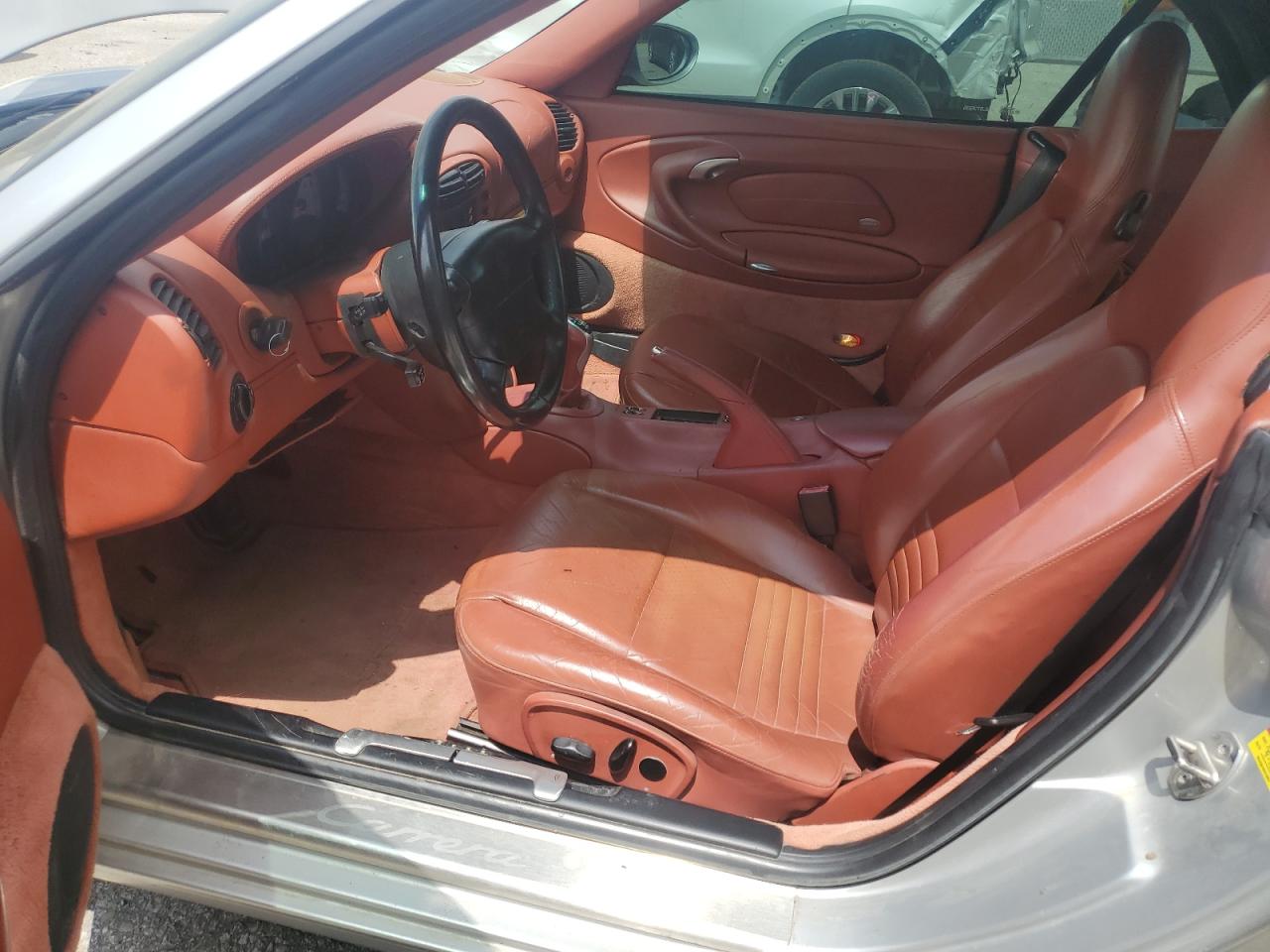 2000 Porsche 911 Carrera 2 VIN: WP0CA2992YS654053 Lot: 56706365