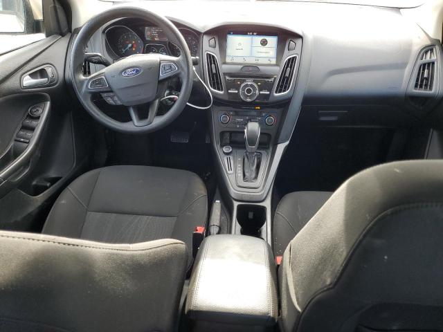  FORD FOCUS 2017 Золотой