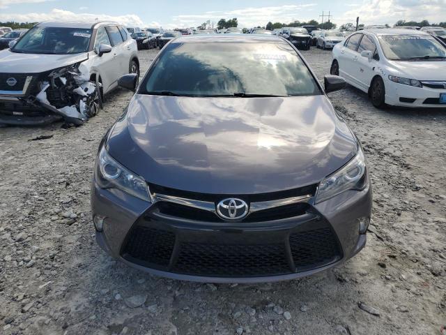  TOYOTA CAMRY 2017 Szary
