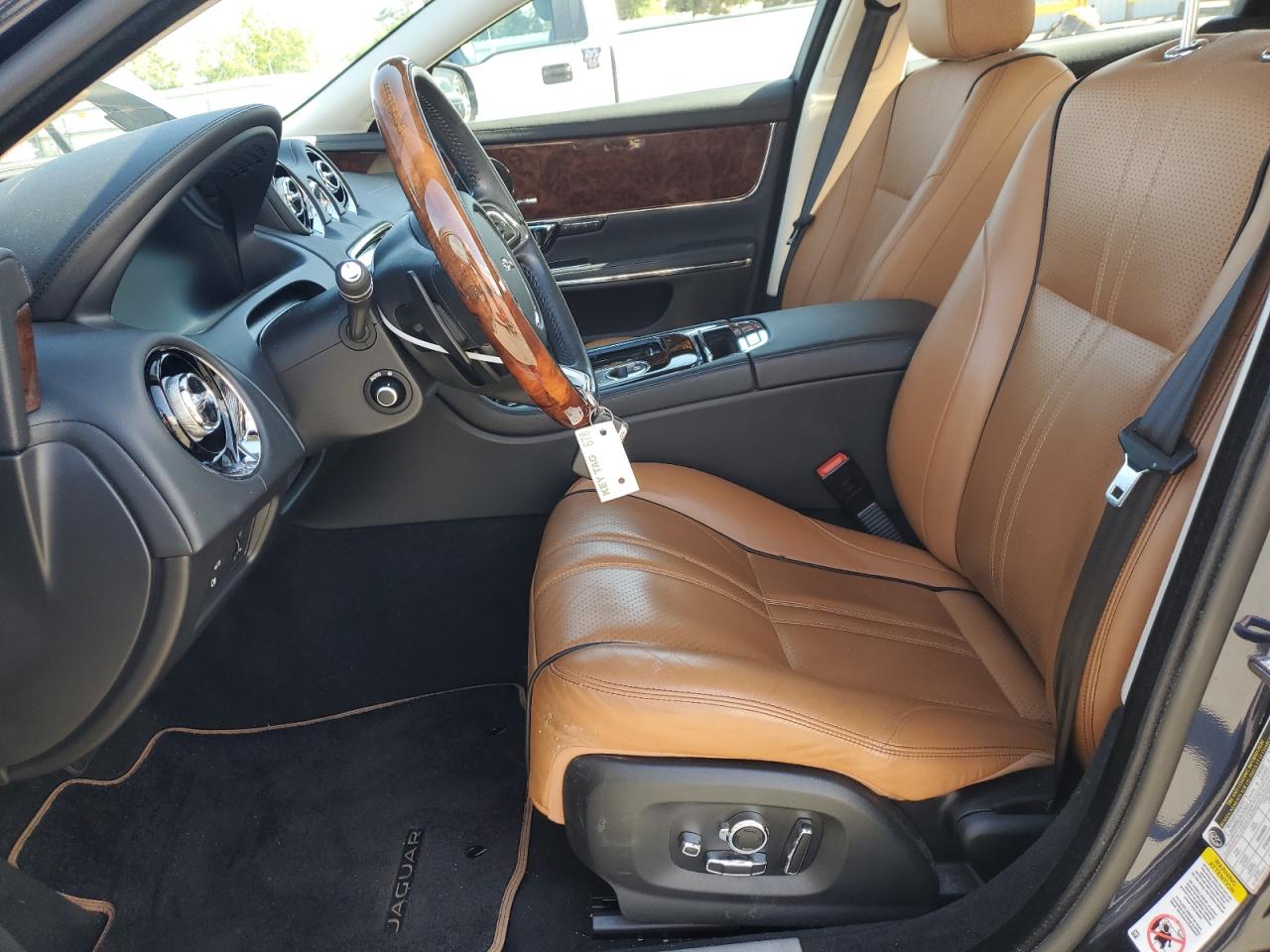 2018 Jaguar Xj R - Sport VIN: SAJWA1C72J8W17409 Lot: 56576455