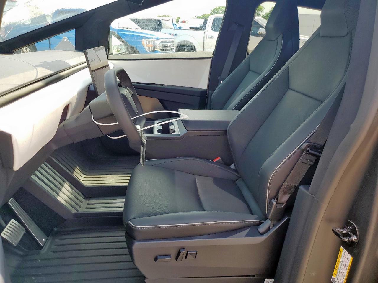 2024 Tesla Cybertruck VIN: 7G2CEHED3RA021099 Lot: 57416365