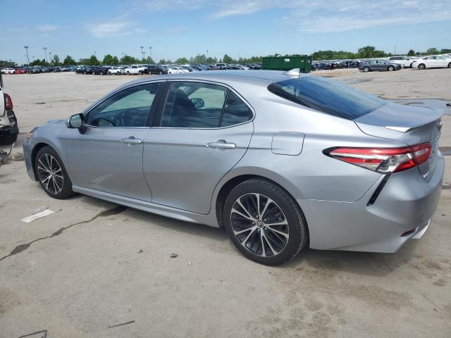  TOYOTA CAMRY 2019 Серебристый