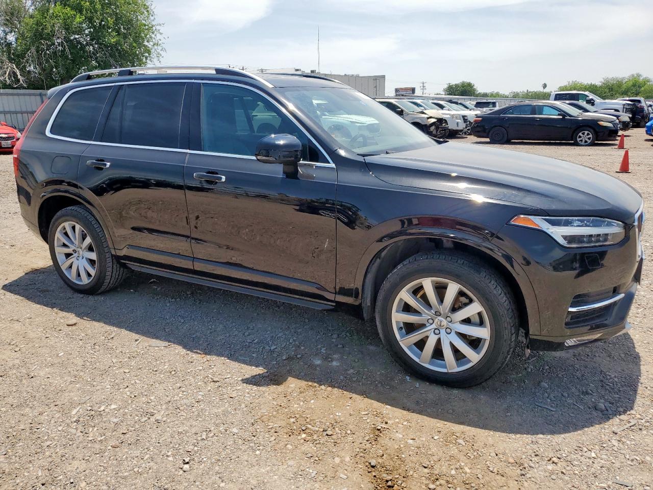 2017 Volvo Xc90 T5 VIN: YV4102XK2H1117766 Lot: 56415625