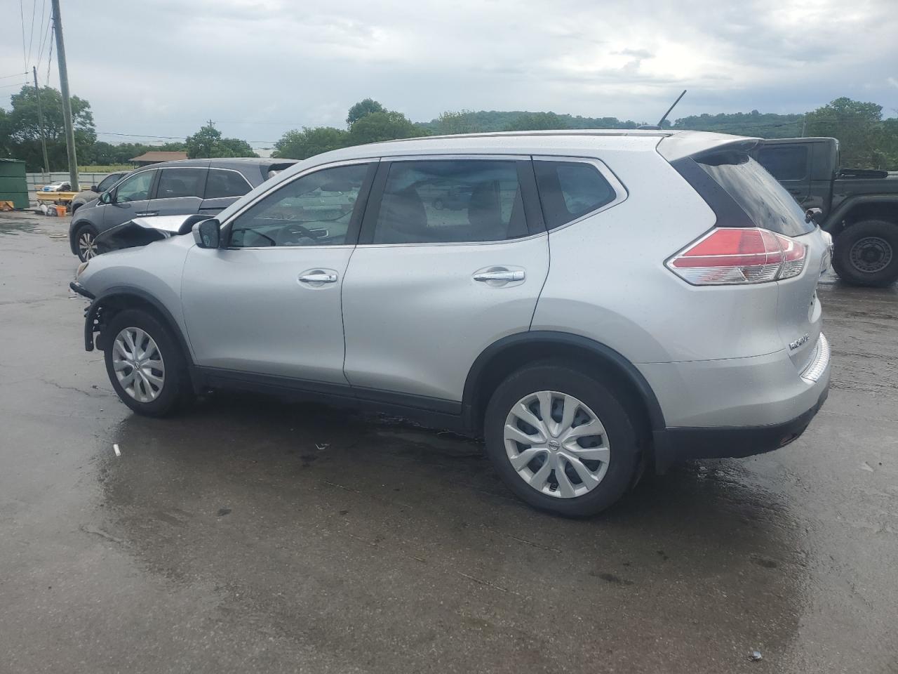 Nissan Rogue s 2015
