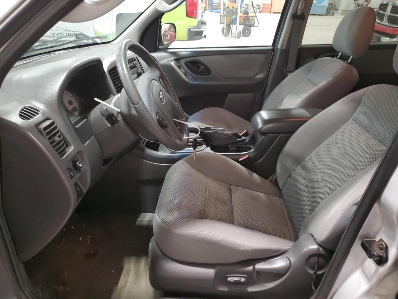2005 Ford Escape Xlt VIN: 1FMYU93185KA04997 Lot: 57153325