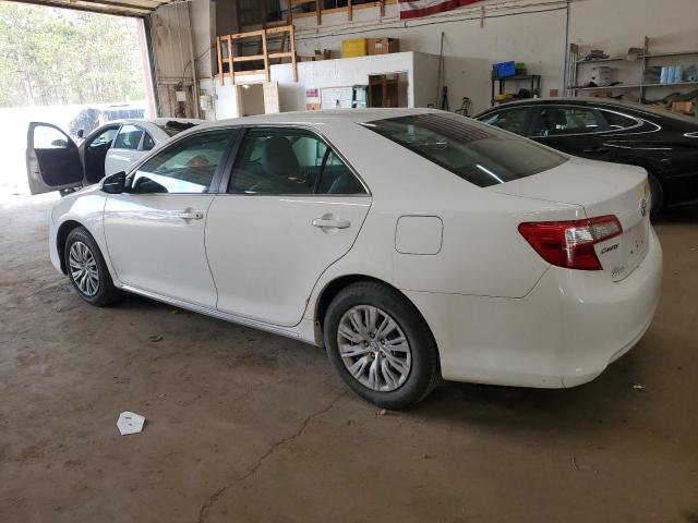  TOYOTA CAMRY 2013 Biały