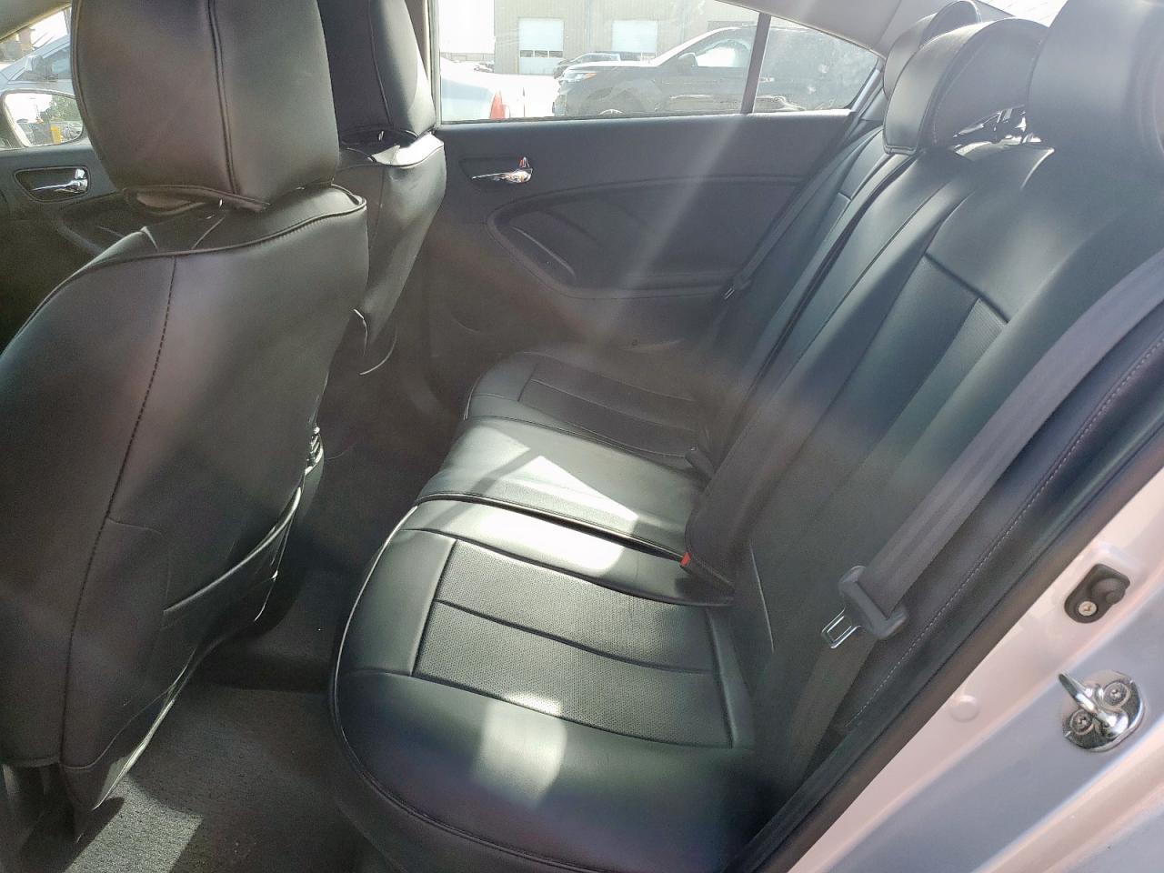 2018 Kia Forte Ex VIN: 3KPFL4A8XJE230294 Lot: 56639785