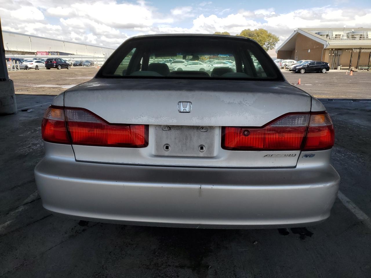 1999 Honda Accord Lx VIN: 1HGCG1640XA011756 Lot: 56797175