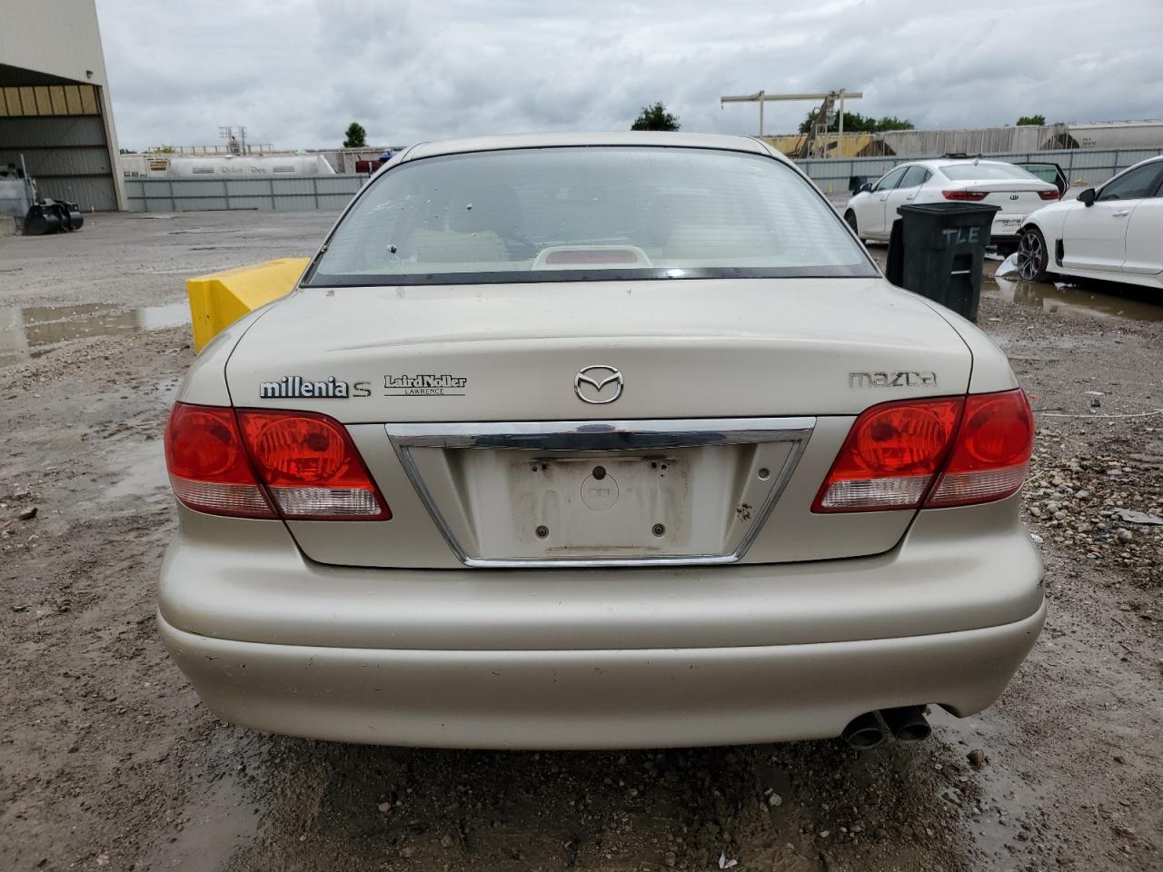jm1ta222621732019 JM1TA222621732019 2002 Mazda Millenia S