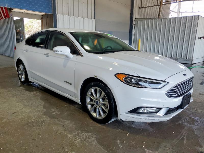 Седаны FORD FUSION 2017 Белый