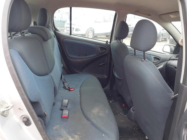2005 TOYOTA YARIS COLO