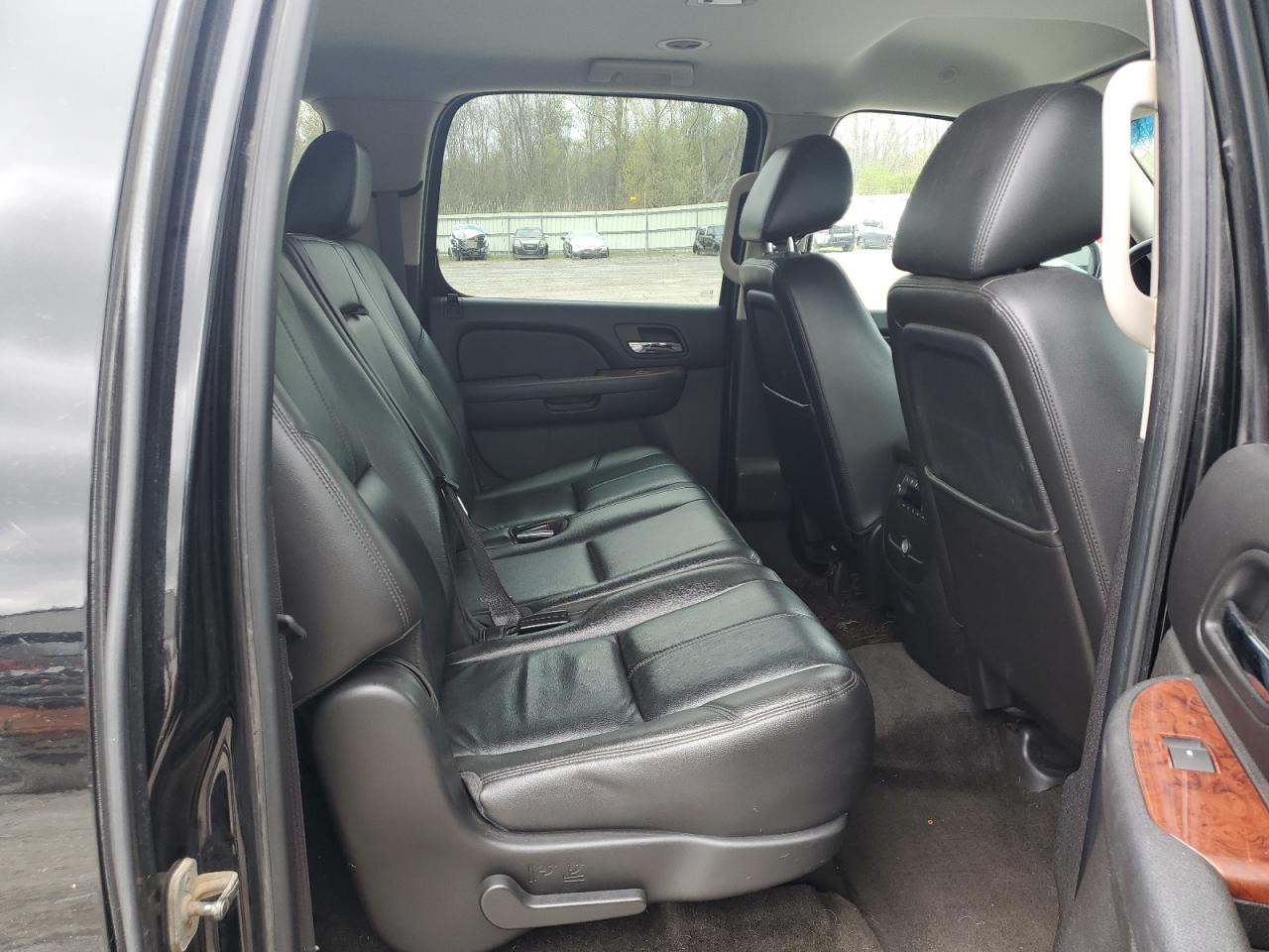 2012 Chevrolet Suburban K1500 Lt VIN: 1GNSKJE74CR121376 Lot: 56241195