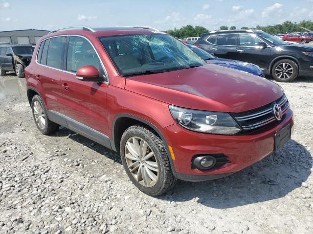  VOLKSWAGEN TIGUAN 2013 Красный