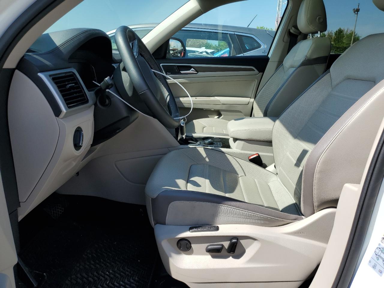 2021 Volkswagen Atlas Sel Premium VIN: 1V2TP2CA2MC556063 Lot: 56881935