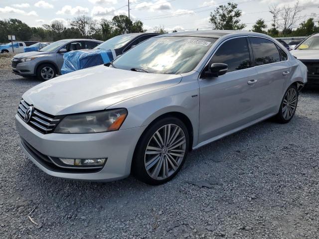  VOLKSWAGEN PASSAT 2015 Srebrny