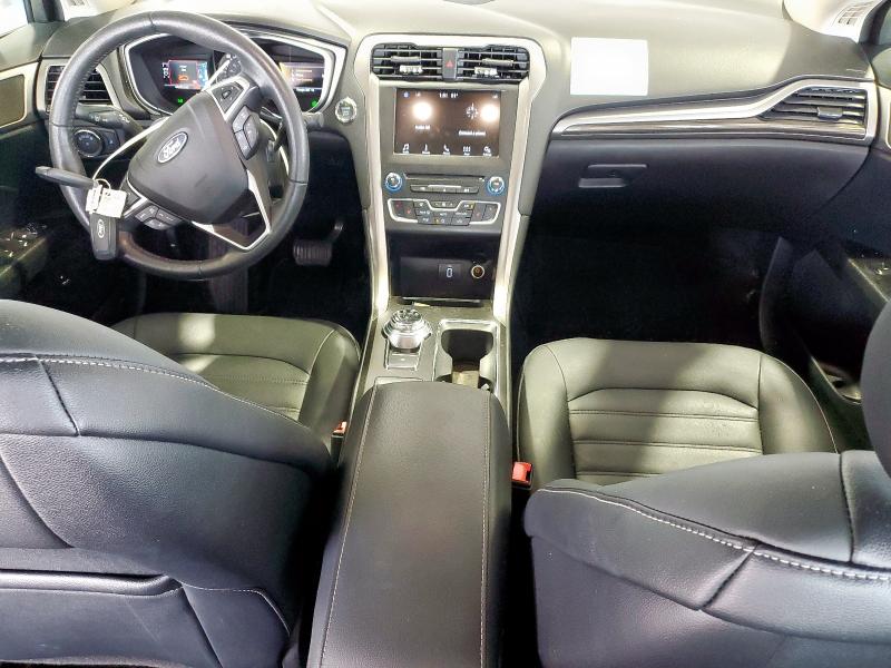  FORD FUSION 2018 Белый