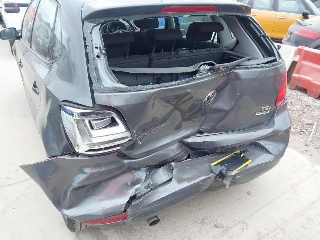 2016 VOLKSWAGEN POLO SE TS