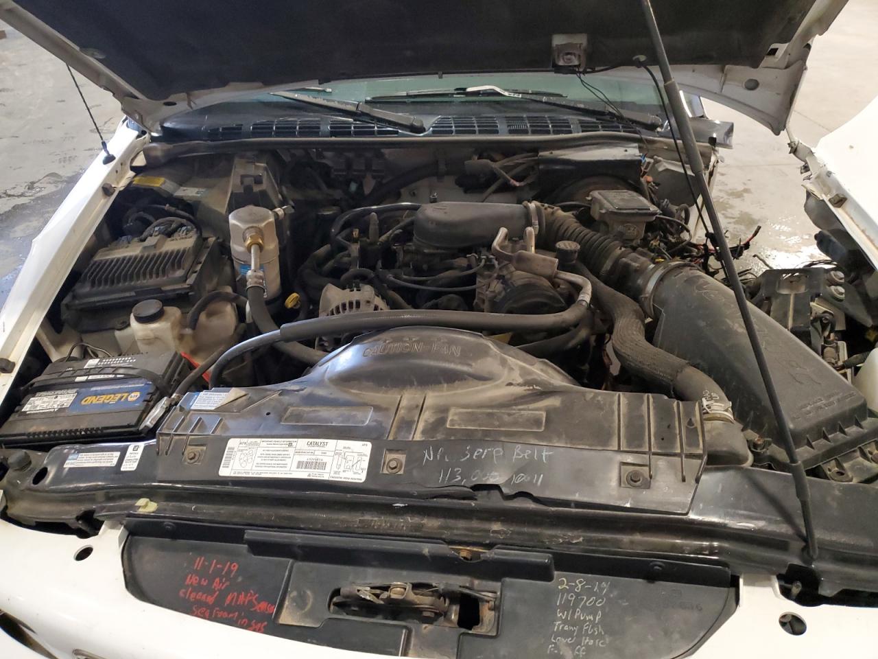 1997 GMC Jimmy VIN: 1GKDT13W8V2548861 Lot: 55925445