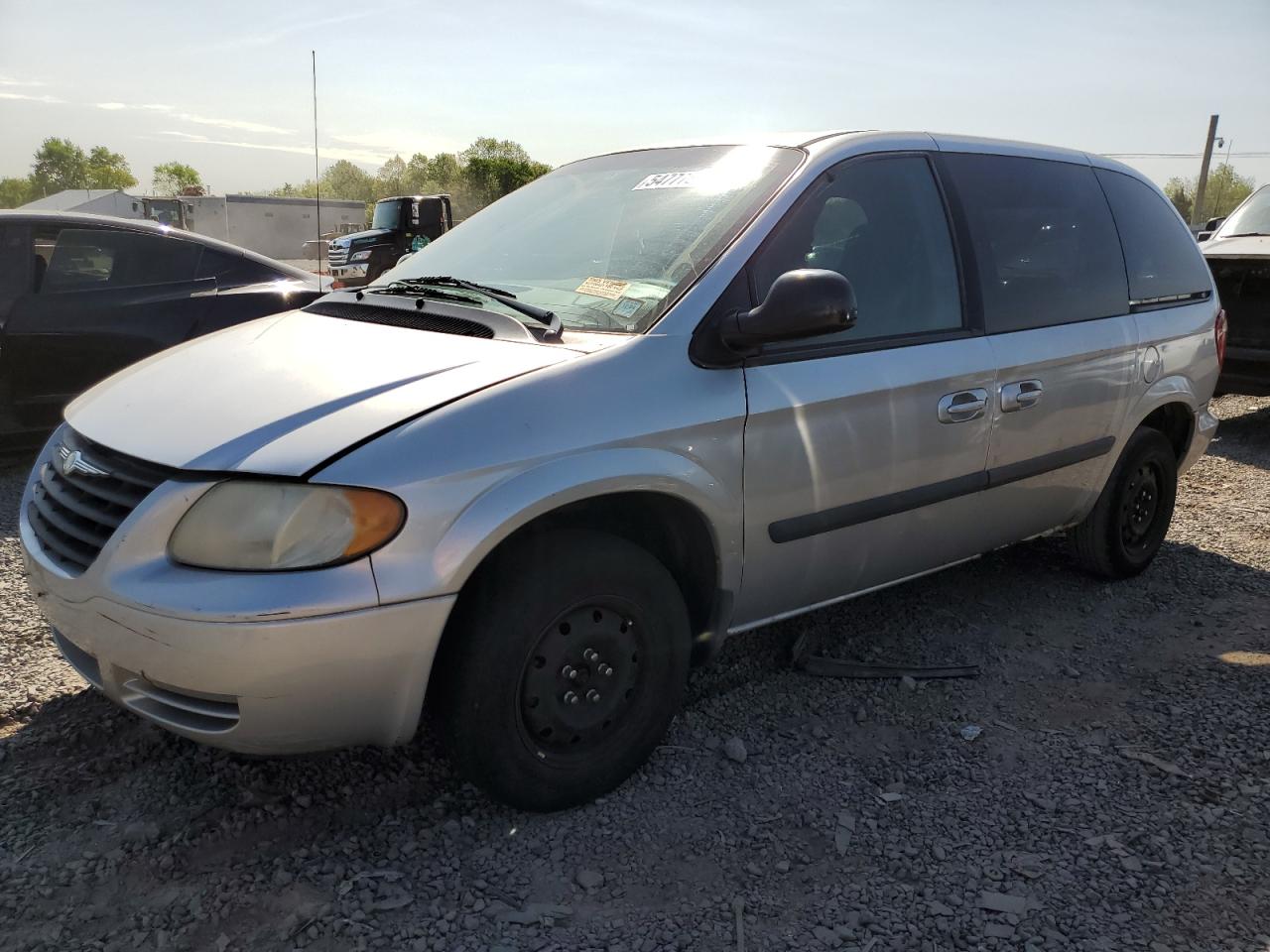 2005 Chrysler Town & Country de vânzare în Hillsborough, NJ - Minor Dent/Scratches
