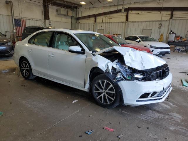  VOLKSWAGEN JETTA 2017 Белы