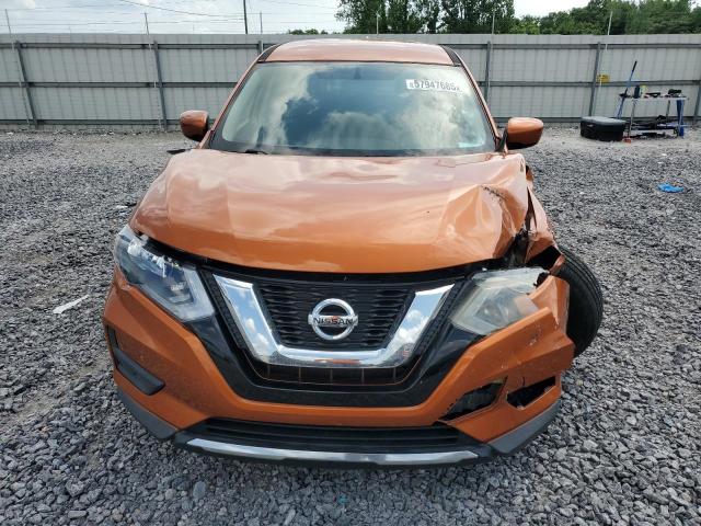  NISSAN ROGUE 2017 Оранжевый
