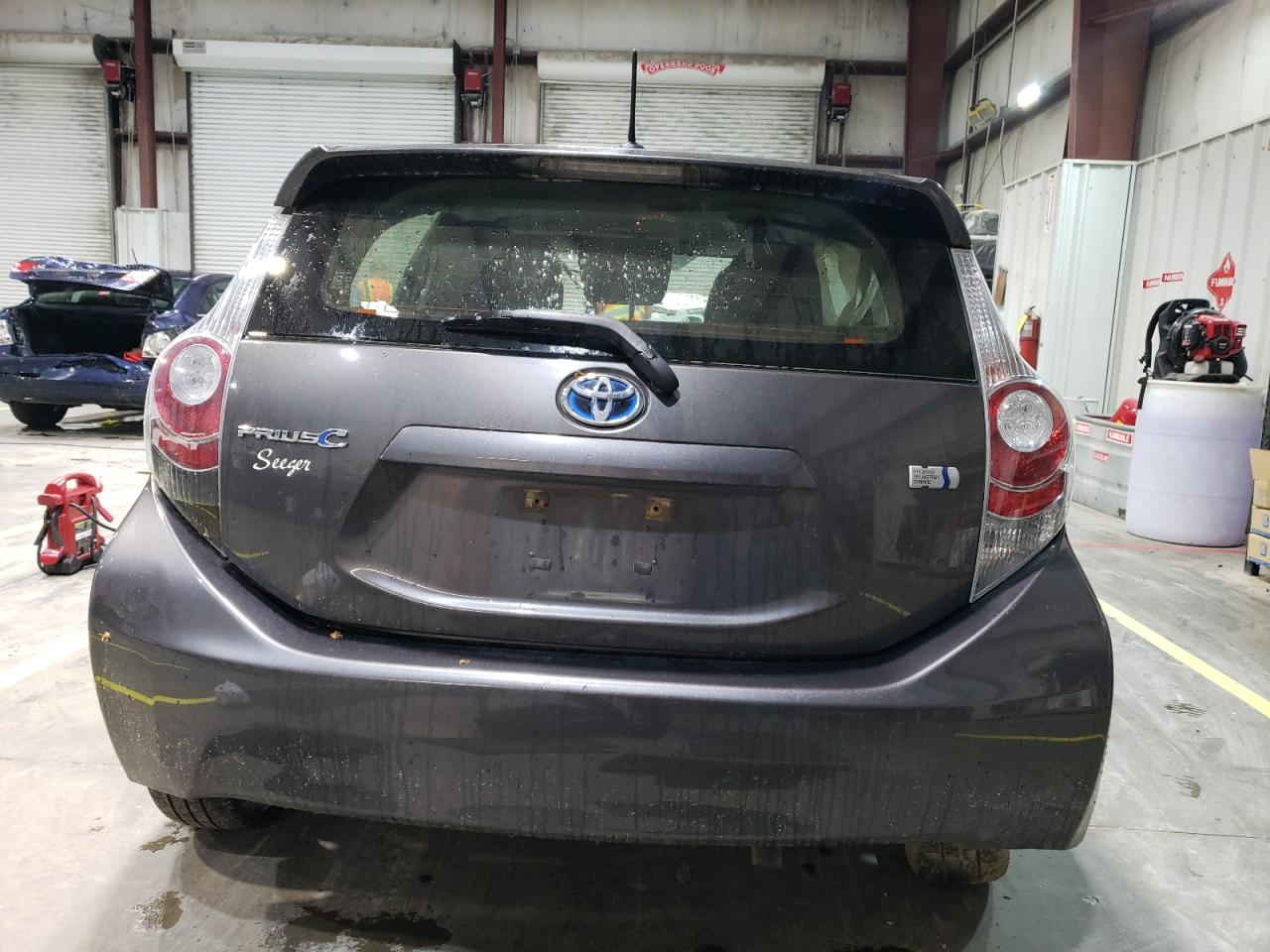 2014 Toyota Prius C VIN: JTDKDTB33E1570601 Lot: 55306925