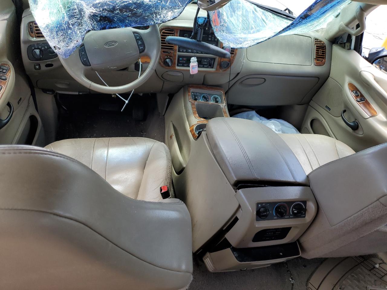 2000 Ford Expedition Eddie Bauer VIN: 1FMFU18L4YLC20847 Lot: 56792065