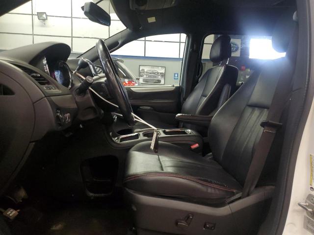 Minivans DODGE CARAVAN 2017 Biały