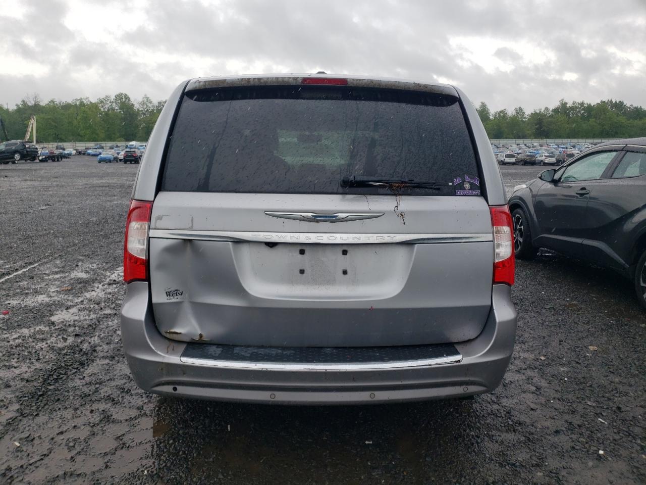 2014 Chrysler Town & Country Touring L VIN: 2C4RC1CG0ER188853 Lot: 56695955