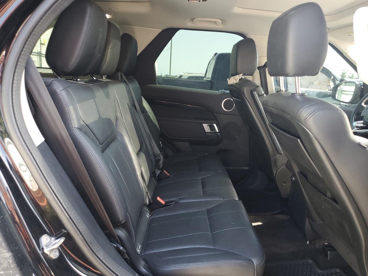 2020 Land Rover Discovery Se VIN: SALRG2RV3L2423718 Lot: 57251085